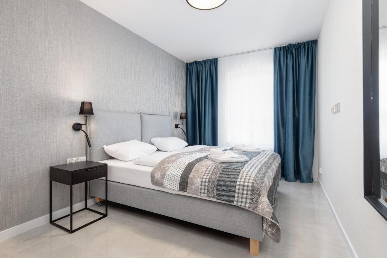 Sun Towers Lux By Renters Prestige *